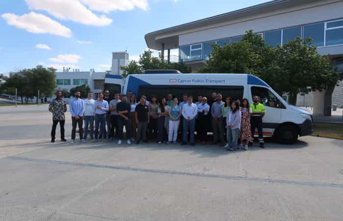 AutosTrust group photo